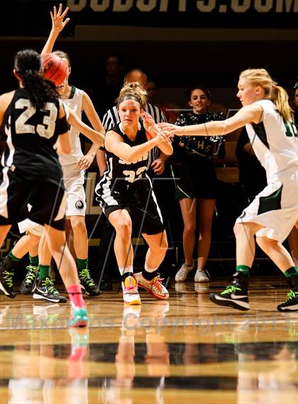 Thumbnail 1 in D'Evelyn vs. Pueblo South (CHSAA 4A Final) photogallery.
