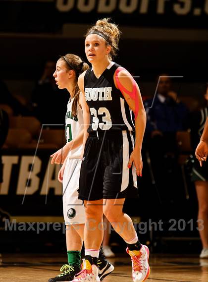 Thumbnail 1 in D'Evelyn vs. Pueblo South (CHSAA 4A Final) photogallery.