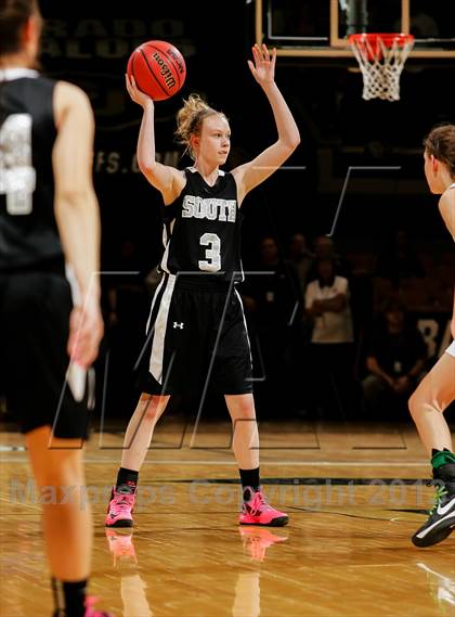 Thumbnail 1 in D'Evelyn vs. Pueblo South (CHSAA 4A Final) photogallery.
