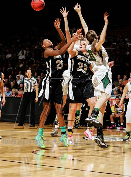 Thumbnail 2 in D'Evelyn vs. Pueblo South (CHSAA 4A Final) photogallery.