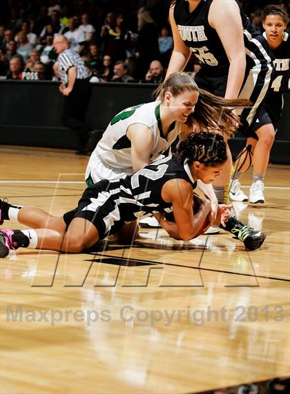 Thumbnail 2 in D'Evelyn vs. Pueblo South (CHSAA 4A Final) photogallery.