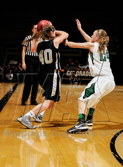 Thumbnail 3 in D'Evelyn vs. Pueblo South (CHSAA 4A Final) photogallery.