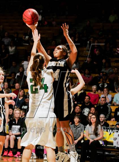 Thumbnail 2 in D'Evelyn vs. Pueblo South (CHSAA 4A Final) photogallery.