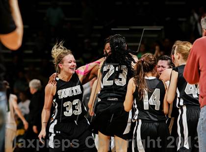 Thumbnail 1 in D'Evelyn vs. Pueblo South (CHSAA 4A Final) photogallery.