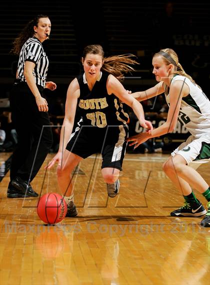 Thumbnail 2 in D'Evelyn vs. Pueblo South (CHSAA 4A Final) photogallery.