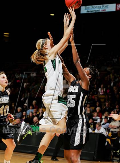 Thumbnail 2 in D'Evelyn vs. Pueblo South (CHSAA 4A Final) photogallery.