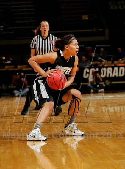 Thumbnail 3 in D'Evelyn vs. Pueblo South (CHSAA 4A Final) photogallery.