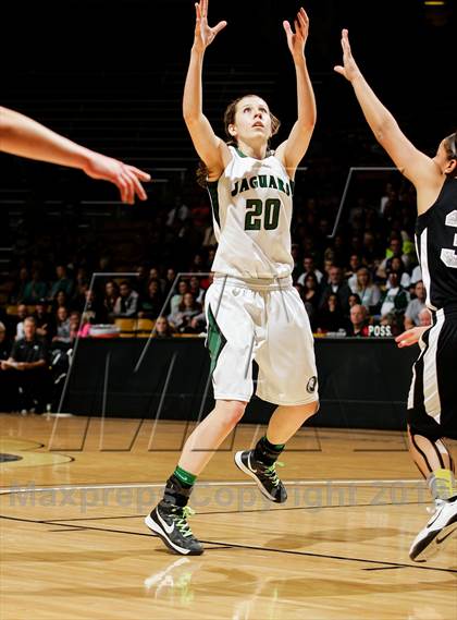 Thumbnail 1 in D'Evelyn vs. Pueblo South (CHSAA 4A Final) photogallery.