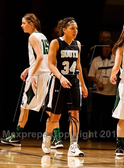 Thumbnail 2 in D'Evelyn vs. Pueblo South (CHSAA 4A Final) photogallery.