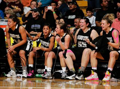 Thumbnail 3 in D'Evelyn vs. Pueblo South (CHSAA 4A Final) photogallery.