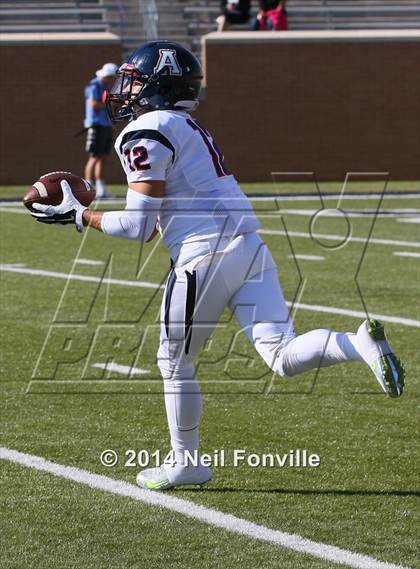 Thumbnail 3 in Allen vs. Trinity (UIL 6A D1 Quarterfinal) photogallery.