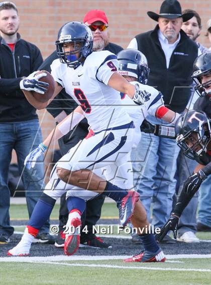 Thumbnail 2 in Allen vs. Trinity (UIL 6A D1 Quarterfinal) photogallery.