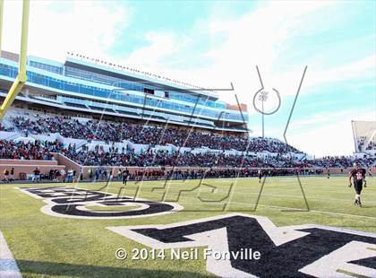 Thumbnail 3 in Allen vs. Trinity (UIL 6A D1 Quarterfinal) photogallery.