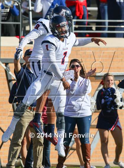 Thumbnail 2 in Allen vs. Trinity (UIL 6A D1 Quarterfinal) photogallery.