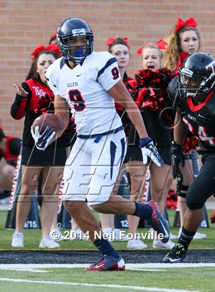 Thumbnail 1 in Allen vs. Trinity (UIL 6A D1 Quarterfinal) photogallery.