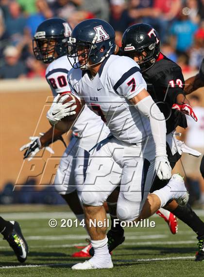 Thumbnail 3 in Allen vs. Trinity (UIL 6A D1 Quarterfinal) photogallery.