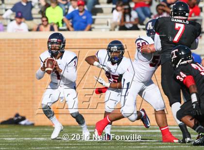 Thumbnail 3 in Allen vs. Trinity (UIL 6A D1 Quarterfinal) photogallery.