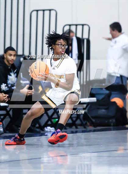 Thumbnail 1 in Village Christian vs King/Drew (20th Annual Rose City Round Ball Classic) photogallery.