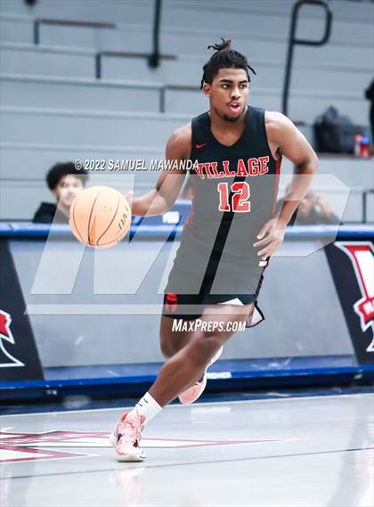 Thumbnail 3 in Village Christian vs King/Drew (20th Annual Rose City Round Ball Classic) photogallery.