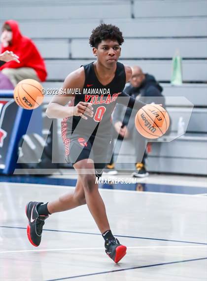 Thumbnail 3 in Village Christian vs King/Drew (20th Annual Rose City Round Ball Classic) photogallery.