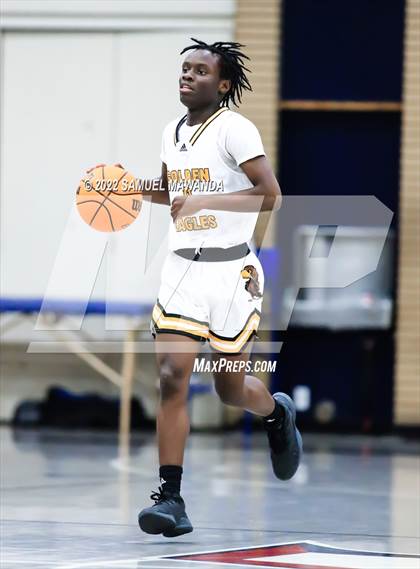 Thumbnail 2 in Village Christian vs King/Drew (20th Annual Rose City Round Ball Classic) photogallery.