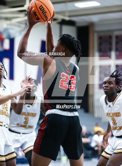 Thumbnail 3 in Village Christian vs King/Drew (20th Annual Rose City Round Ball Classic) photogallery.