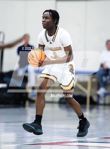 Thumbnail 3 in Village Christian vs King/Drew (20th Annual Rose City Round Ball Classic) photogallery.