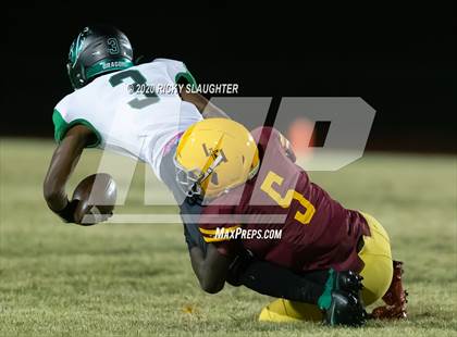 Thumbnail 3 in St. Mary's vs. Lutheran North photogallery.