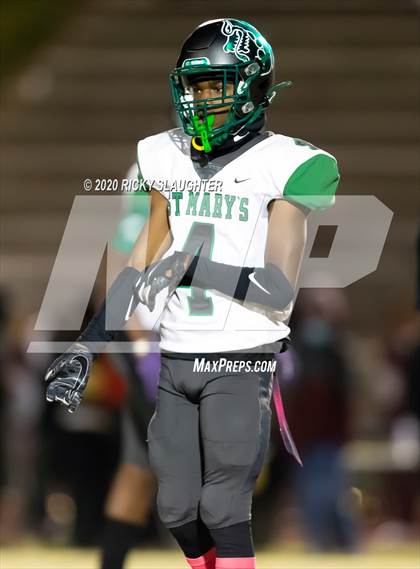 Thumbnail 1 in St. Mary's vs. Lutheran North photogallery.