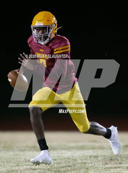 Thumbnail 3 in St. Mary's vs. Lutheran North photogallery.