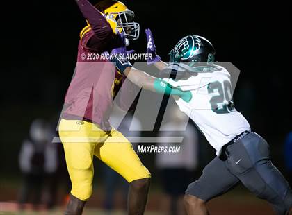 Thumbnail 2 in St. Mary's vs. Lutheran North photogallery.