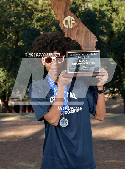 Thumbnail 3 in CIF State Cross Country Championships (Boys Awards) photogallery.