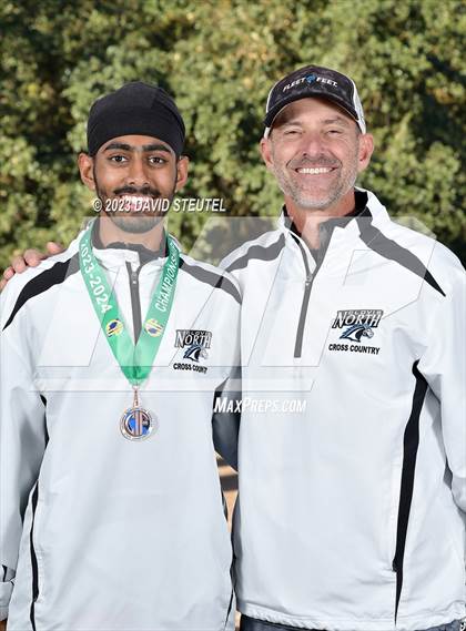 Thumbnail 1 in CIF State Cross Country Championships (Boys Awards) photogallery.