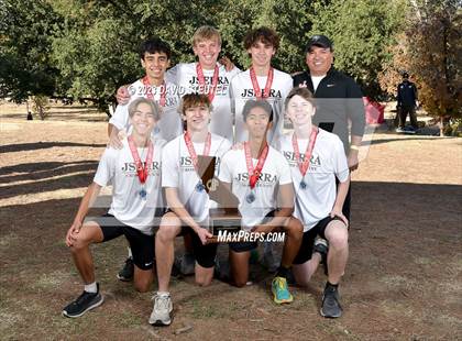 Thumbnail 1 in CIF State Cross Country Championships (Boys Awards) photogallery.