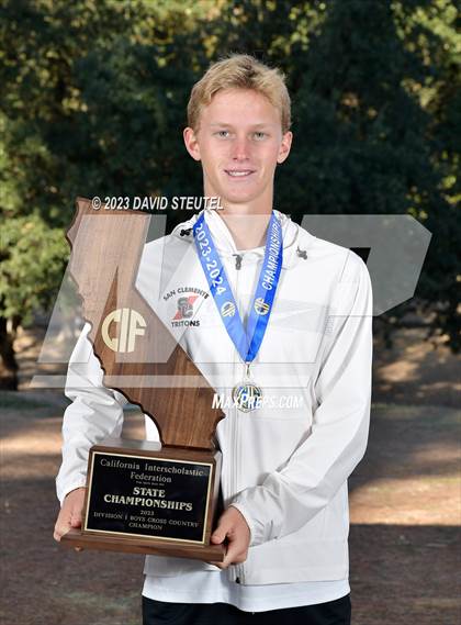 Thumbnail 1 in CIF State Cross Country Championships (Boys Awards) photogallery.