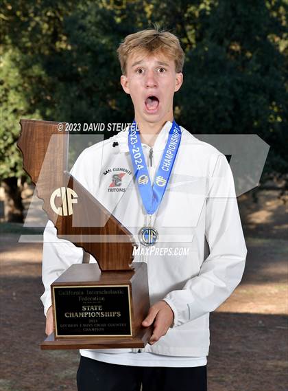 Thumbnail 2 in CIF State Cross Country Championships (Boys Awards) photogallery.