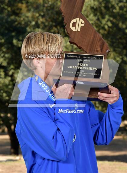 Thumbnail 2 in CIF State Cross Country Championships (Boys Awards) photogallery.