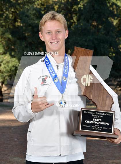 Thumbnail 2 in CIF State Cross Country Championships (Boys Awards) photogallery.