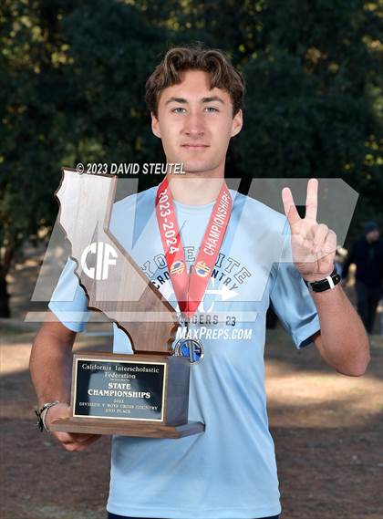 Thumbnail 1 in CIF State Cross Country Championships (Boys Awards) photogallery.