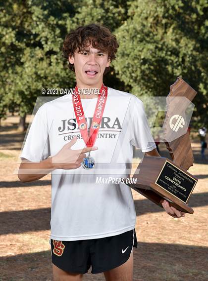 Thumbnail 2 in CIF State Cross Country Championships (Boys Awards) photogallery.