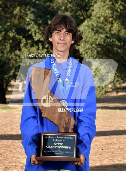 Thumbnail 2 in CIF State Cross Country Championships (Boys Awards) photogallery.