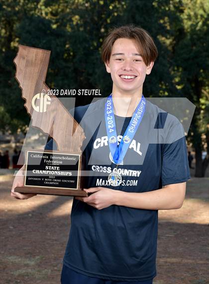 Thumbnail 1 in CIF State Cross Country Championships (Boys Awards) photogallery.