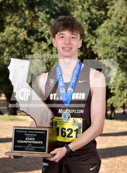 Thumbnail 2 in CIF State Cross Country Championships (Boys Awards) photogallery.