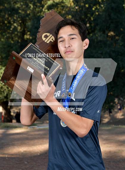 Thumbnail 2 in CIF State Cross Country Championships (Boys Awards) photogallery.