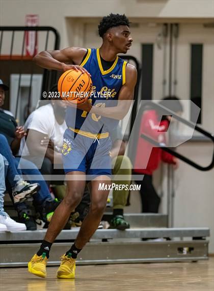 Thumbnail 1 in New Life Christian Academy vs. James Cardinal McGuigan (Veterans Showcase) photogallery.