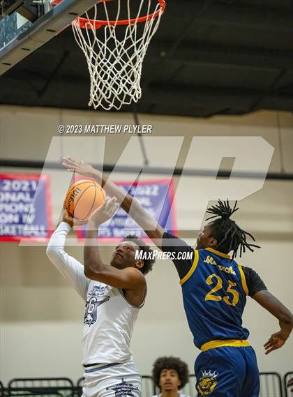 Thumbnail 3 in New Life Christian Academy vs. James Cardinal McGuigan (Veterans Showcase) photogallery.