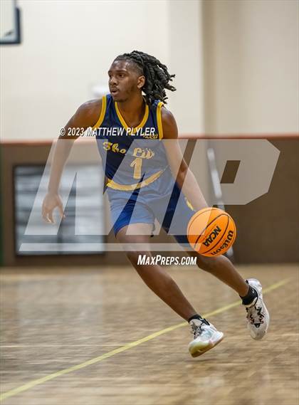 Thumbnail 2 in New Life Christian Academy vs. James Cardinal McGuigan (Veterans Showcase) photogallery.
