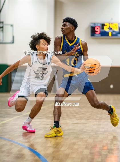 Thumbnail 2 in New Life Christian Academy vs. James Cardinal McGuigan (Veterans Showcase) photogallery.