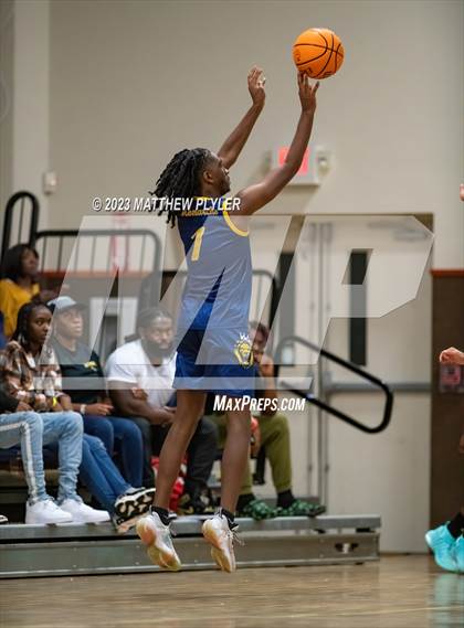 Thumbnail 2 in New Life Christian Academy vs. James Cardinal McGuigan (Veterans Showcase) photogallery.