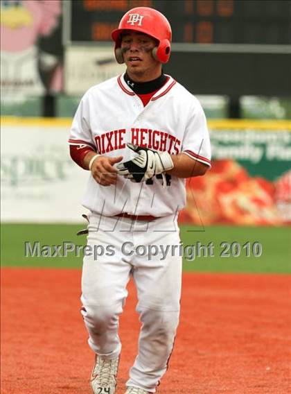 Thumbnail 1 in Dixie Heights vs Boone Co. (KHSAA 9th Region Final) photogallery.